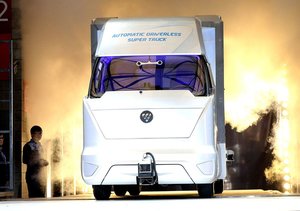 Компания Foton Motor приступила к дорожным испытаниям беспилотного грузовика